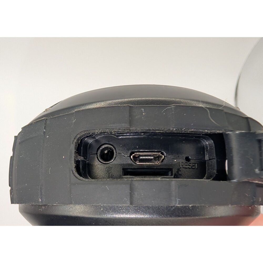 Rechargeable Bluetooth Speaker -Untested- - Picture 3 of 3